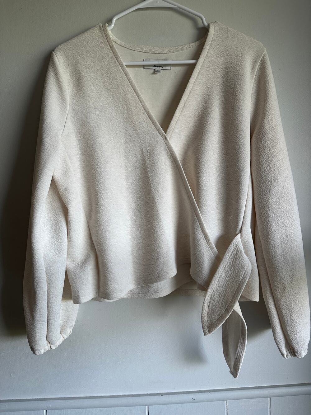 Madewell Texture & Thread Crepe Wrap Top Ivory Balloon Sleeve Size L K3979